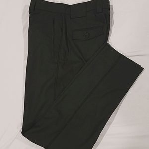 Calvin Klein Pants, Size 32